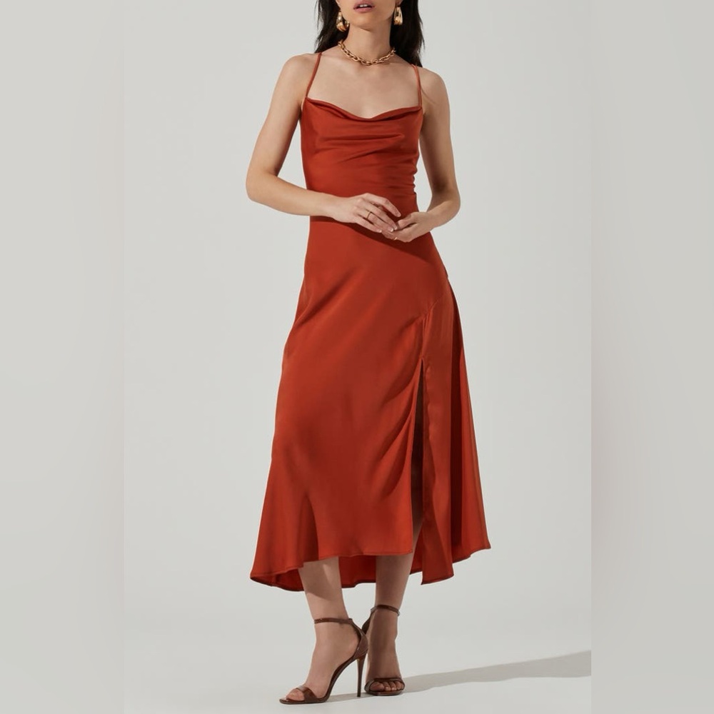 NWT ASTR the Label Gaia Cowl Neck Cross back Adjustable Strap Midi Dress in Rust